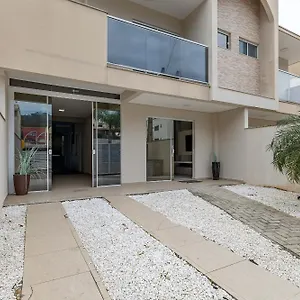 Ampla E Agradavel Casa Com Jacuzzi Na De Bombas Casa de Férias